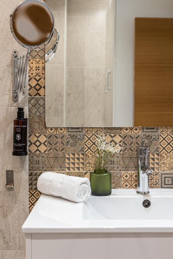 Waou Apartamentos En Sol Confort 3 Madrid Ngoại thất bức ảnh